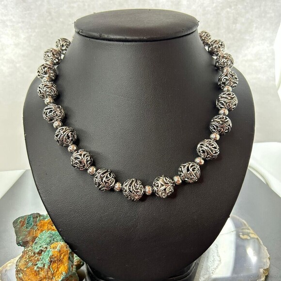 Carolyn Pollack Sterling Silver Decorated Swirl Hallow Beaded Necklace For Women